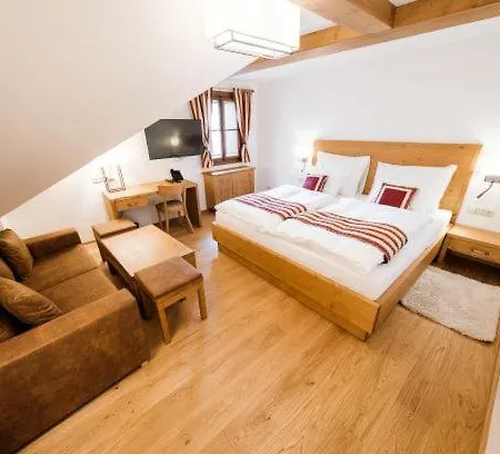 U černého Medvěda Hotel 3*